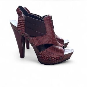 Vintage Y2K Jessica Simpson Brown Crocodile Pattern Strappy Heels